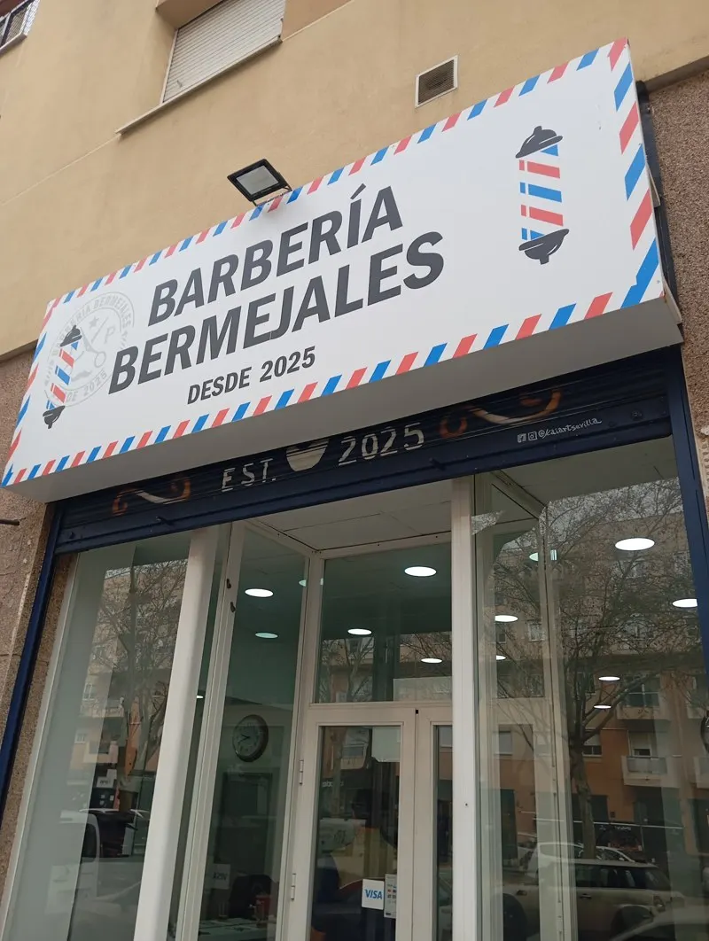 Fachada de Barbería Bermejales, peluquería de hombre en Av. de Alemania 17, Sevilla